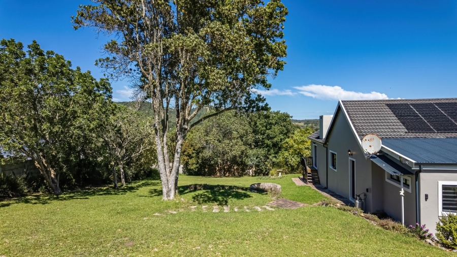 6 Bedroom Property for Sale in Hunters Home Western Cape